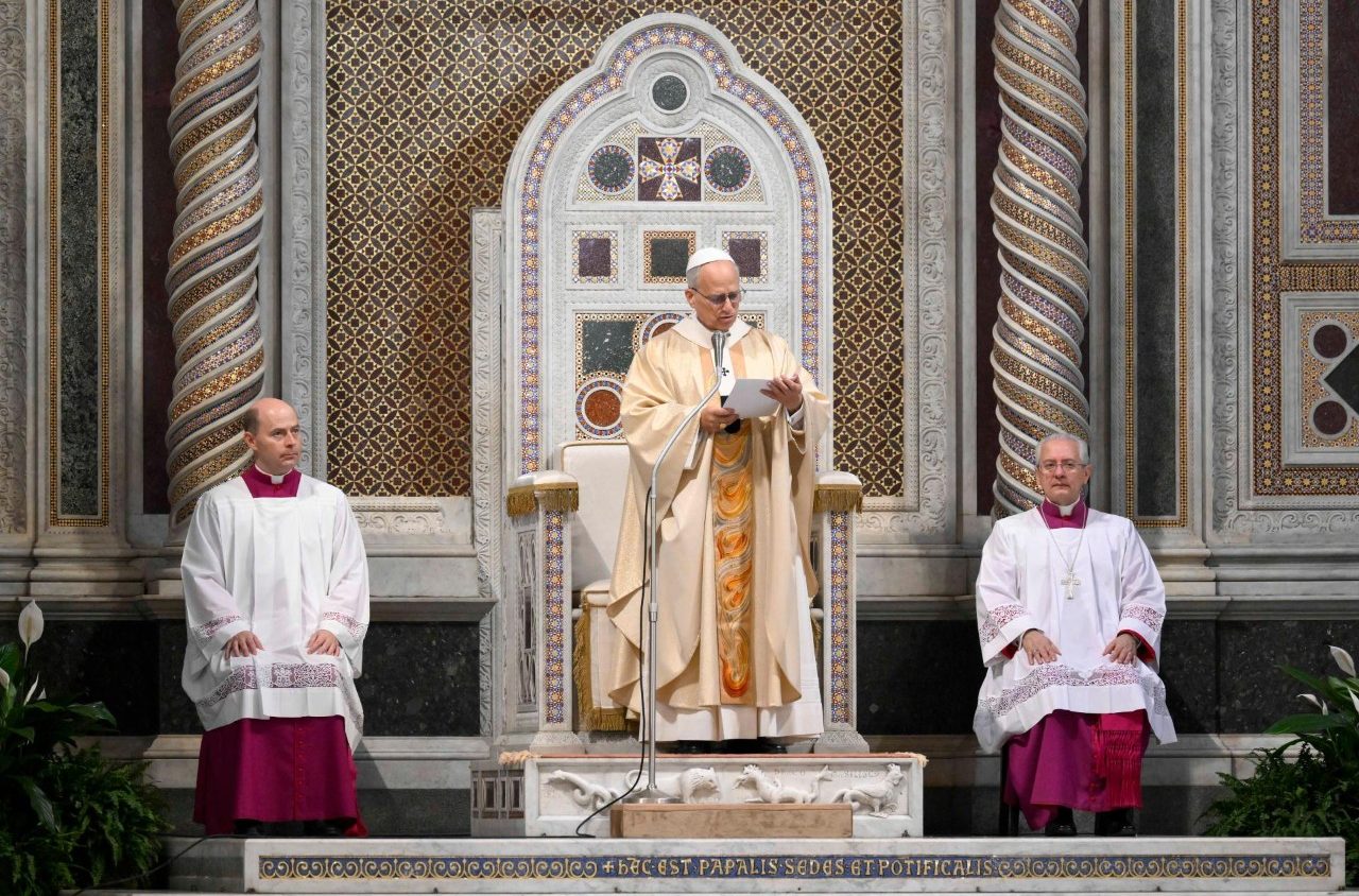 Pope: The Church is a ‘construction site’ for a community to be built without haste - Vatican News